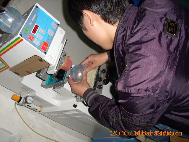 高精度uv平板_高精度uv平板uv平板写真有机板uv打印进口打印