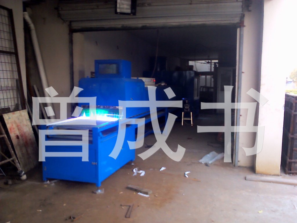 自动喷漆流水线_专业生产UV光固化机、自动喷漆流水线