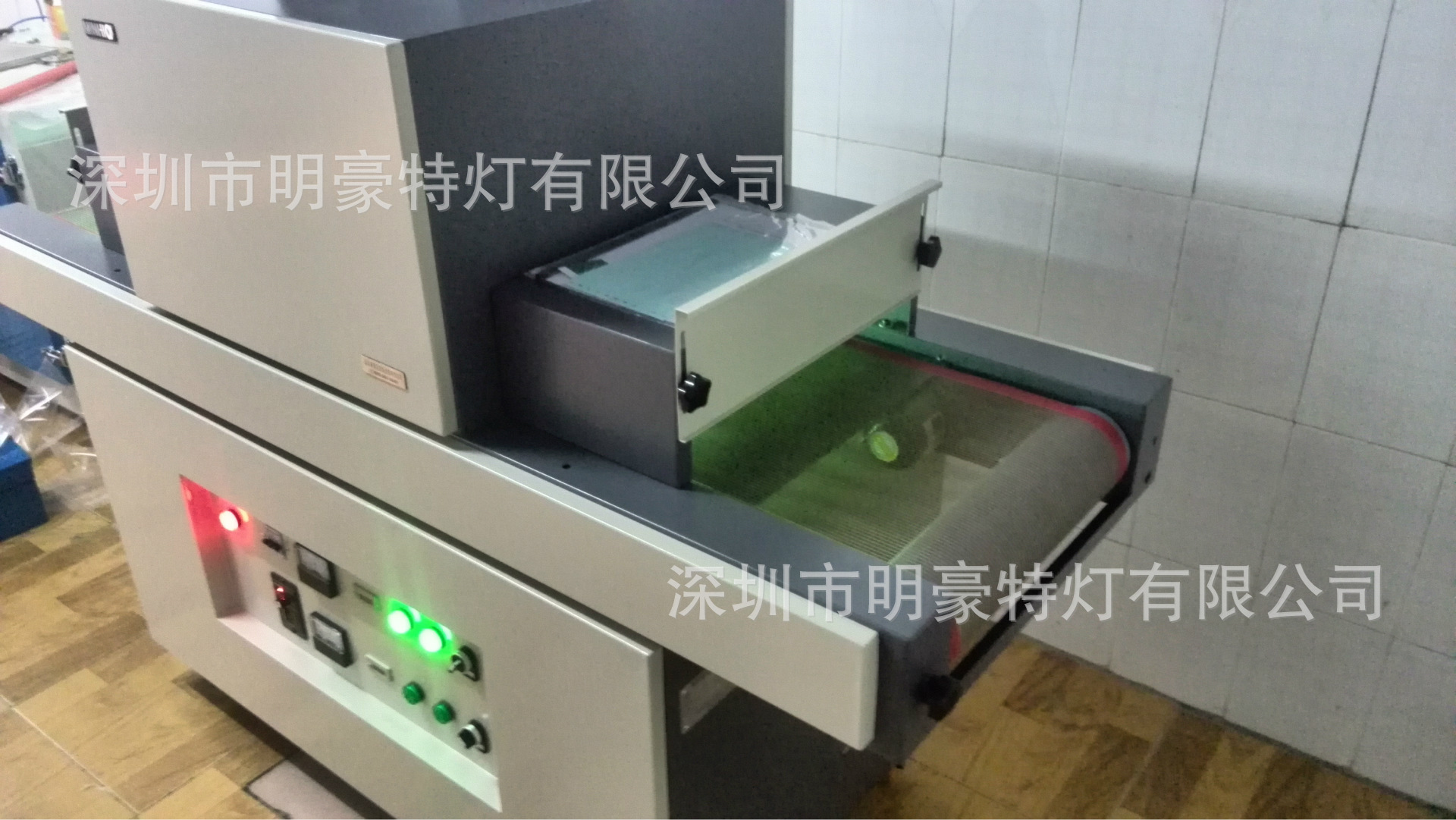 现货供应UV机手机按键转印UV胶PET薄膜用UV光固机立式UV固化机