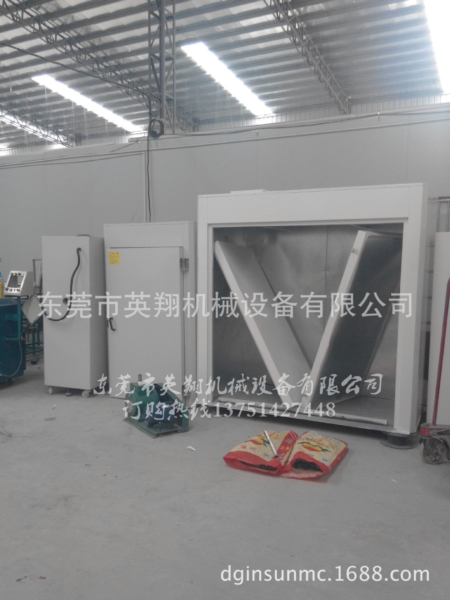 工业烤箱_现直售工业烤箱双门烤箱变压器推车式可定做