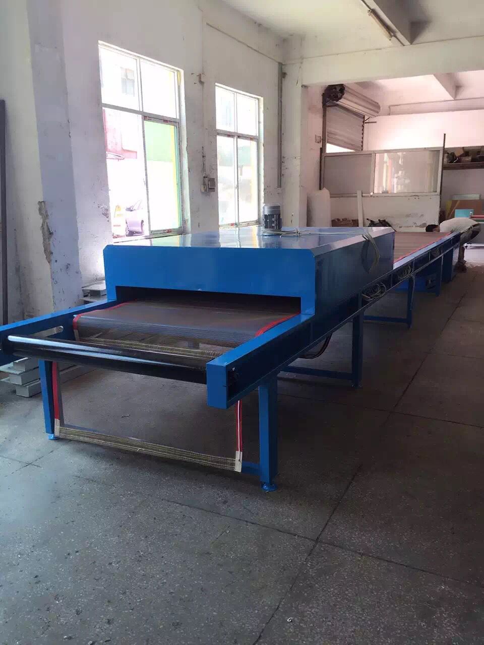 收缩膜包装机_供应工业小烤箱流水式烤箱工业化妆品盒收缩膜