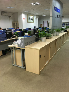 日本牛尾_日本牛尾;日本USHIO点状UV固化机;请询价