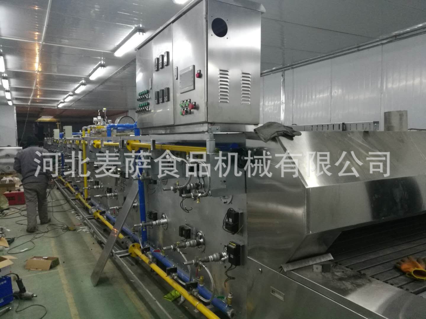 蛋糕生产线_厂家直销食品厂隧道炉燃气集中供风式隧道炉面包蛋糕生产线