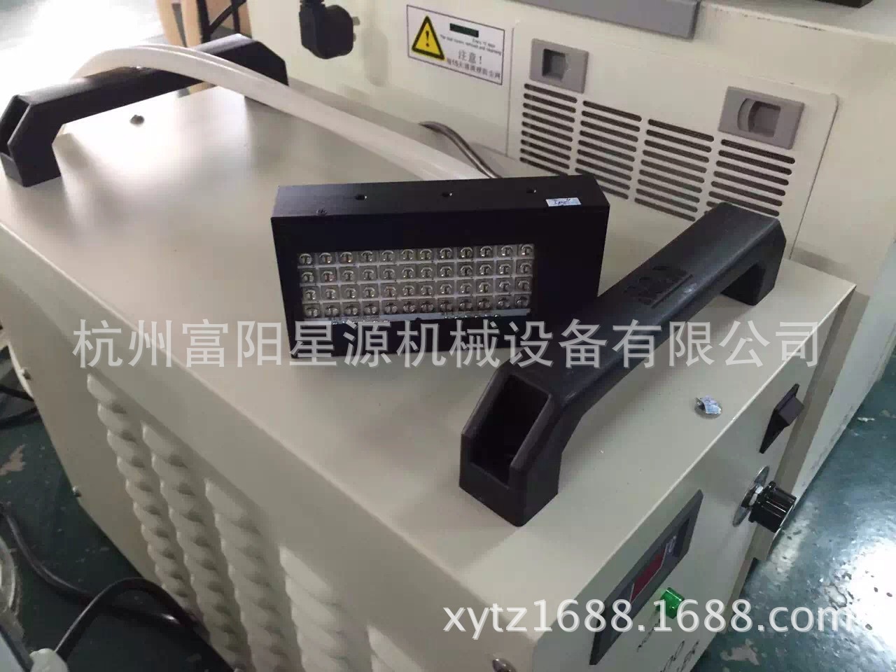 节能高效点光源_厂家直销uv点光源环保节能高效uv光固机