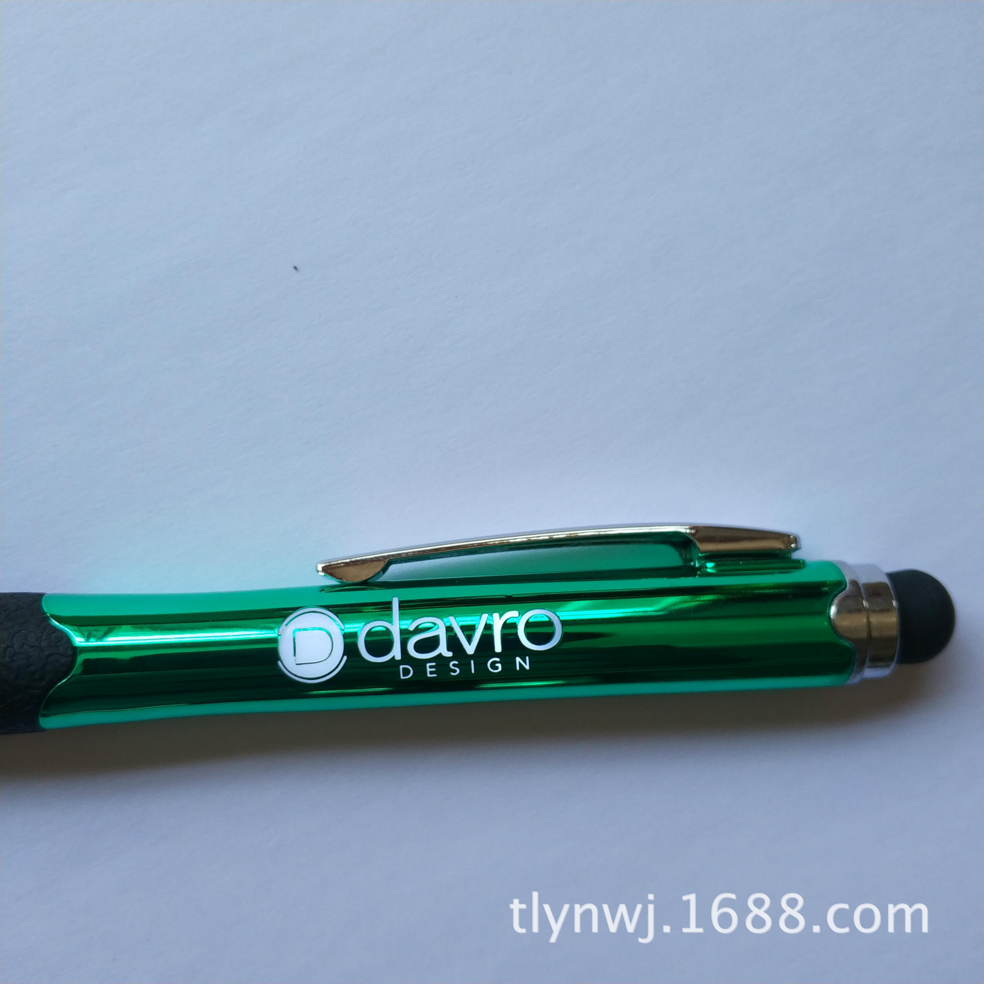 护套圆珠笔_uv电镀工艺笔logo自发光led灯箱触控电容塑料护套