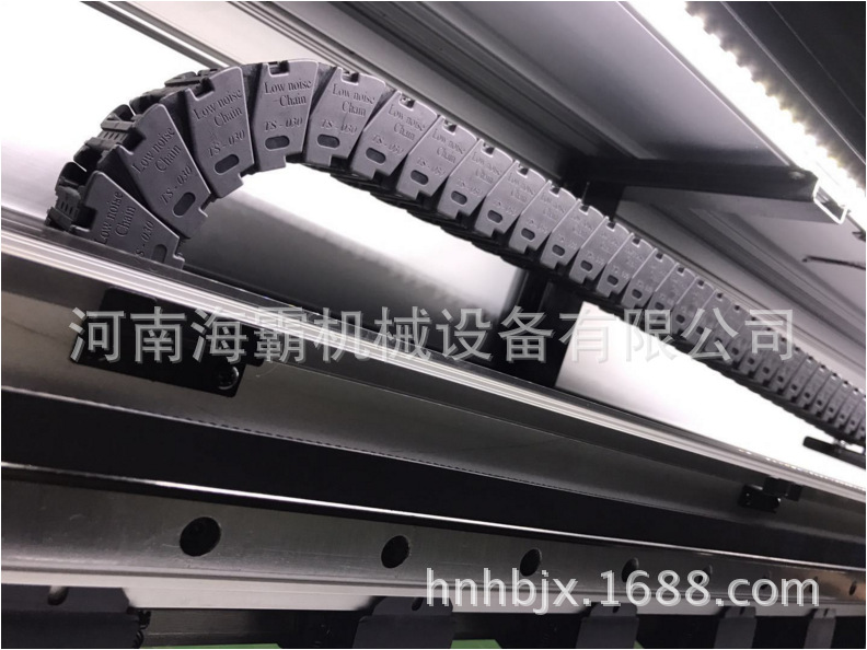 数码打印机_时尚皮革数码uv打印机郑州uv数码5d卷材写真机