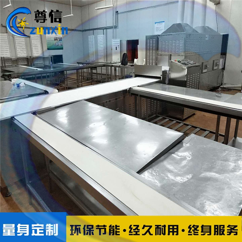 多功能微波加热隧道炉中小学热链盒饭微波加热设备尊信微波炉