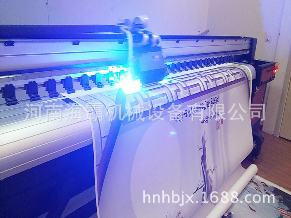 数码打印机_时尚皮革数码uv打印机郑州uv数码5d卷材写真机