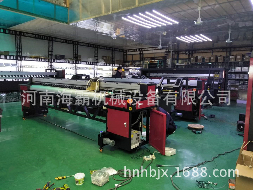 数码打印机_时尚皮革数码uv打印机郑州uv数码5d卷材写真机