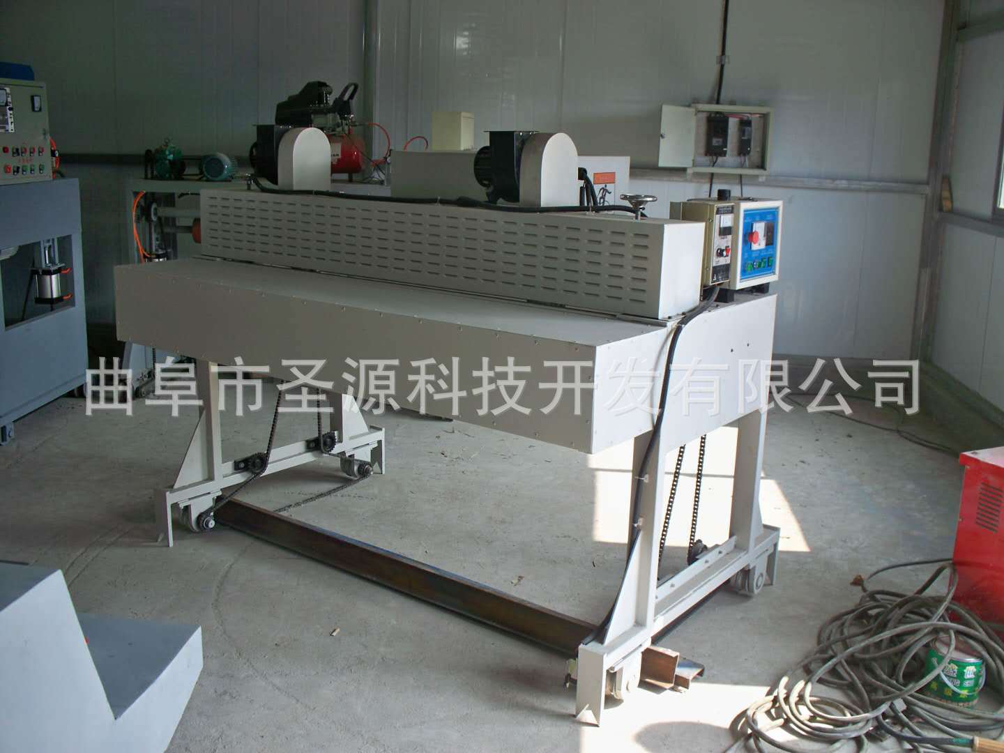 uv光油机_高光uv漆封釉固化机新款淋涂机uv光油