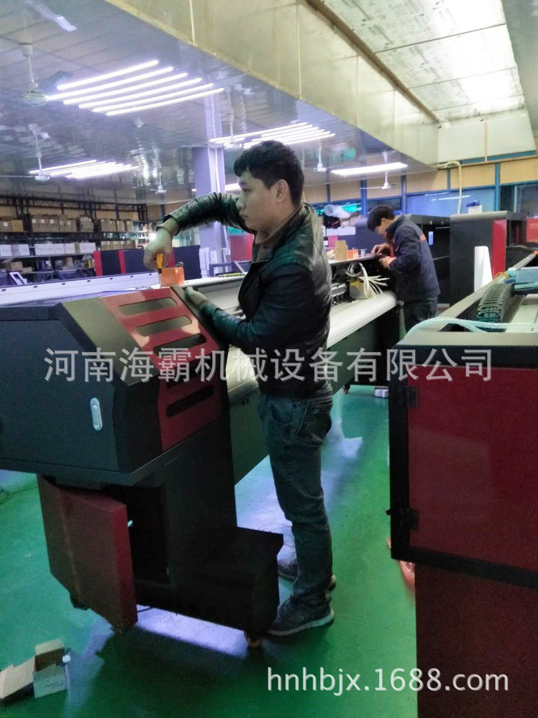 数码打印机_时尚皮革数码uv打印机郑州uv数码5d卷材写真机