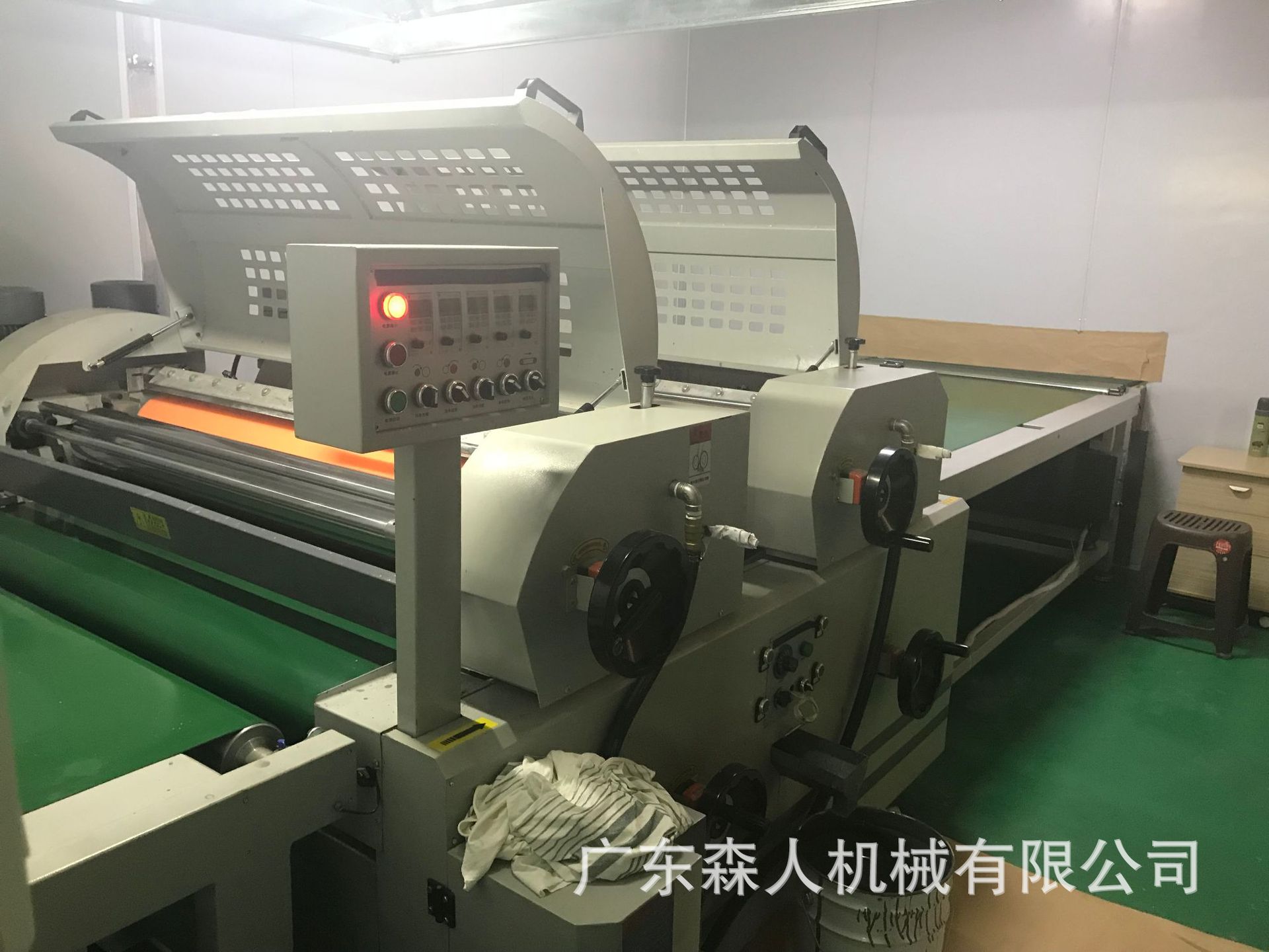 家具uv滚涂机_家电实木地板家具uv滚涂机大理石地板油漆固化机