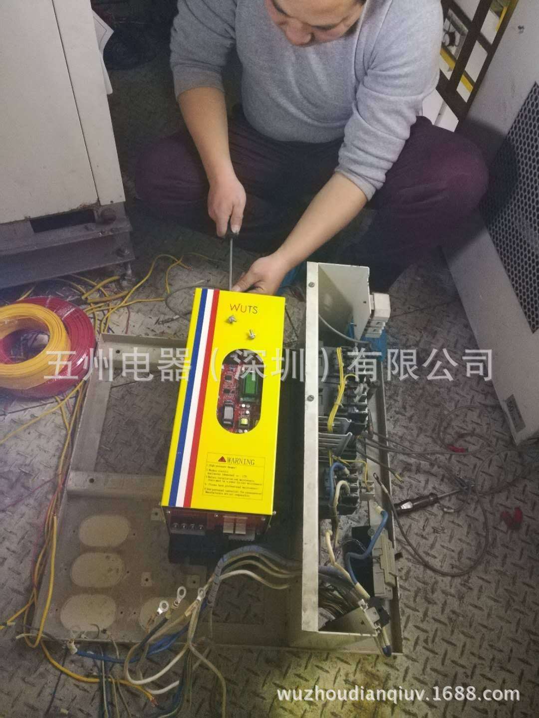 镓灯_广州uv灯_广州UV灯,汞灯,卤素灯,铁灯,镓灯