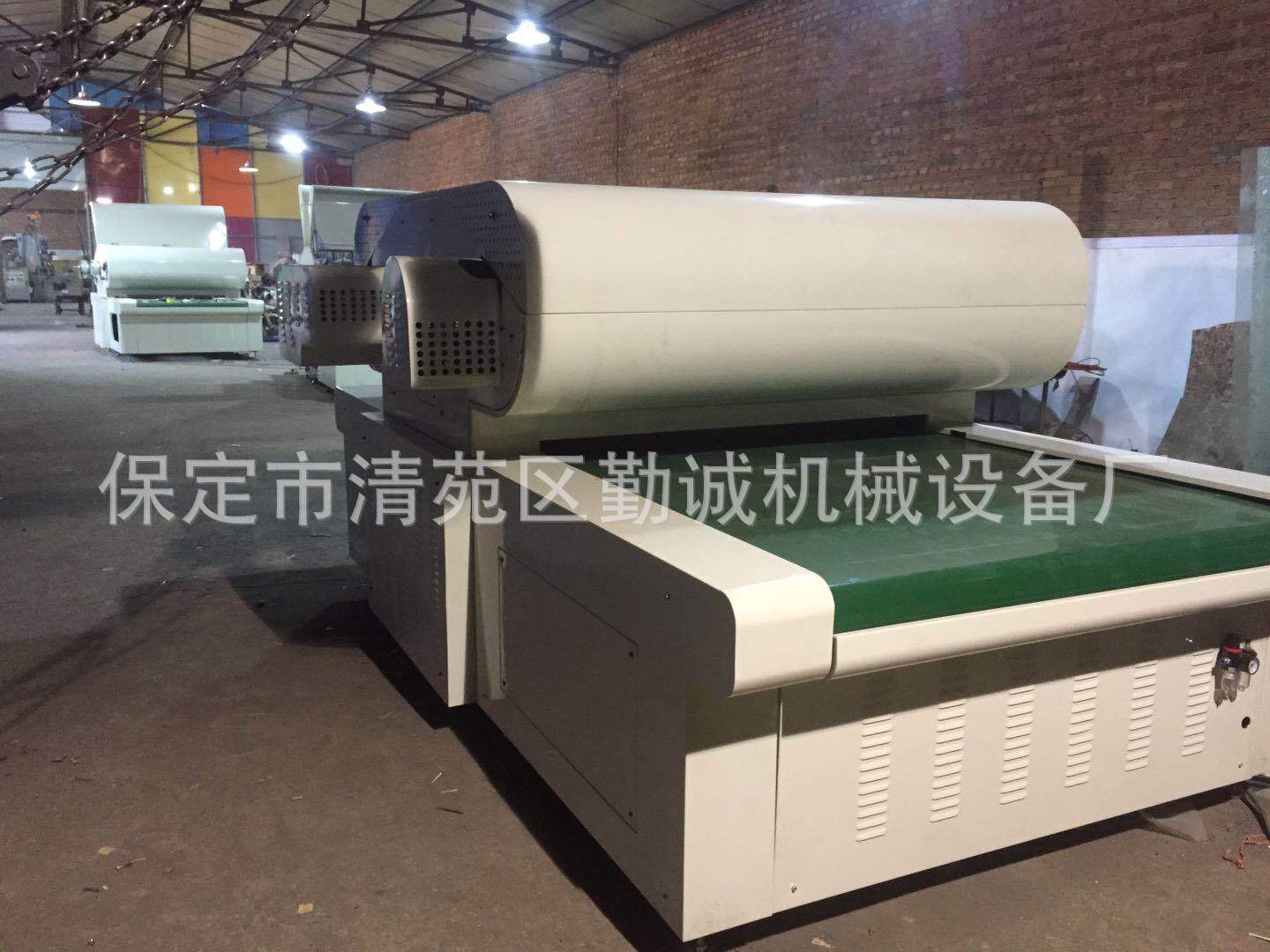 定制uv生产线_勤诚机械uv油漆紫外线uv光固机uv辊涂机线厂家定制uv生产线