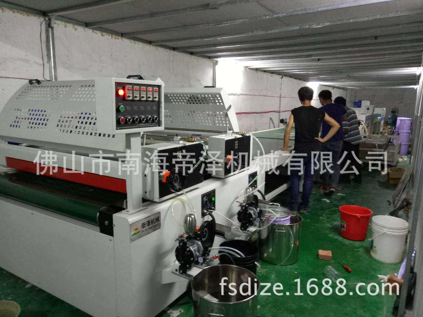 石塑地板uv滚涂机uv辊涂机uv固化机家具涂装设备