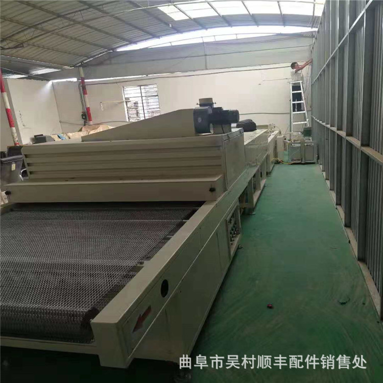 uv上油淋幕机_热销淋漆机uv上油淋幕机瓷砖影视墙地板固化机