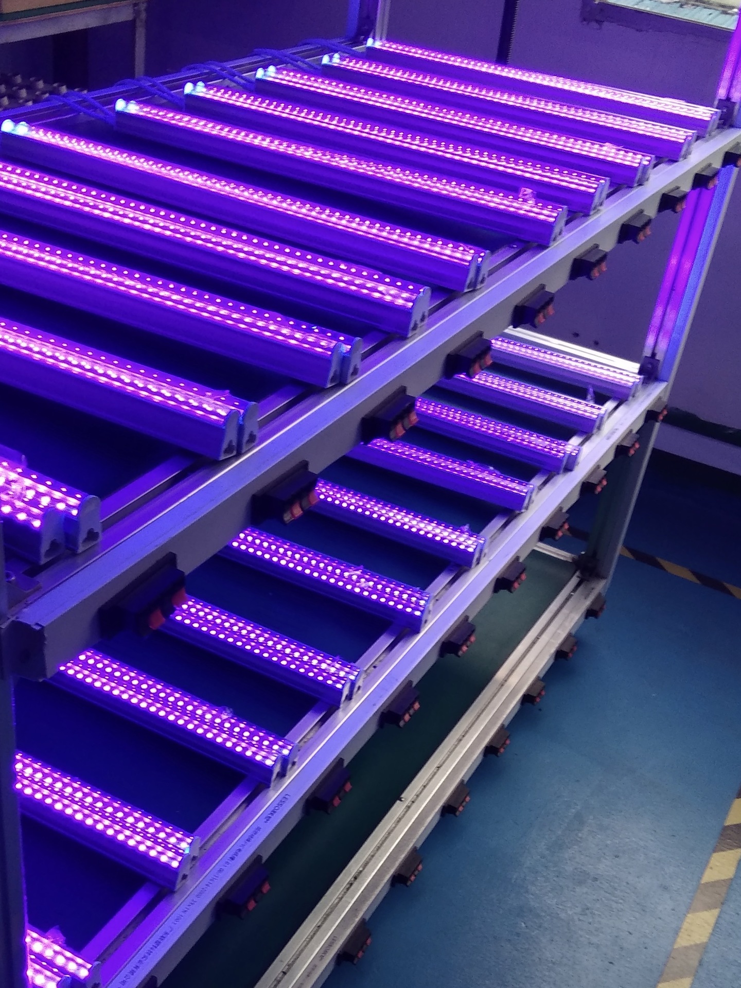 LED杀菌灯管365NM消毒395NUV除螨T5一体家用幼儿园紫外线消毒灯