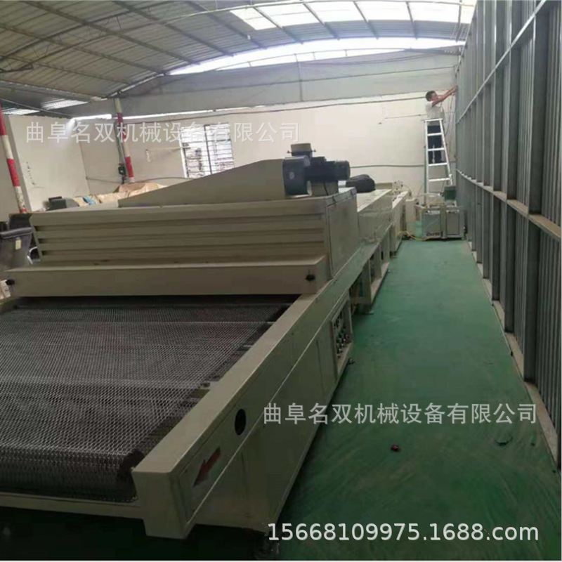 涂装机_瓷砖均匀上漆淋涂机木工机械UV固化淋涂机生产线上门安装调试