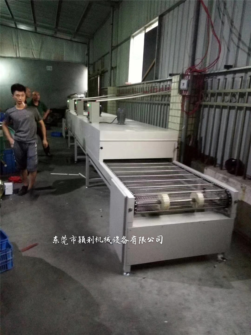 江苏隧道炉特氟龙烤炉烘干机红外线产品表面喷涂线光油胶水网带线