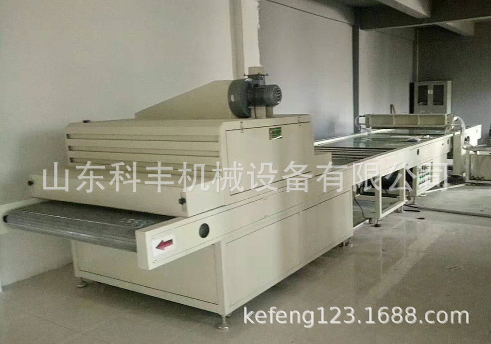 uv光油淋涂机_科丰背景墙uv光油淋涂机小型uv淋幕机集成墙板uv