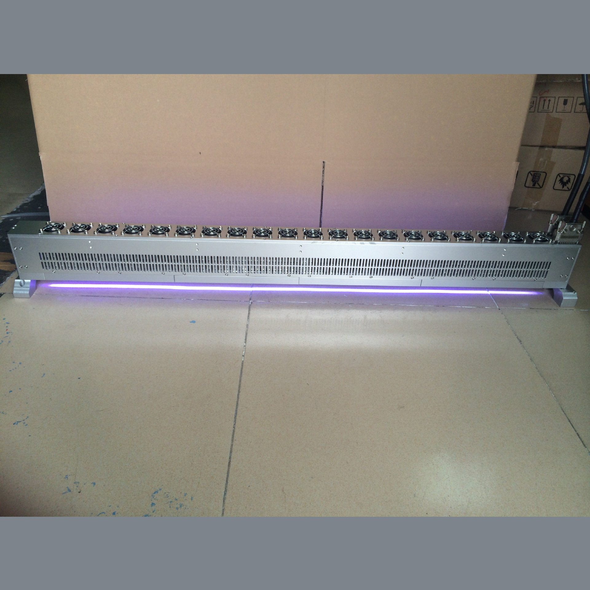 紫外胶水固化uvled线光源LX-L10008线状uvled光源固化机