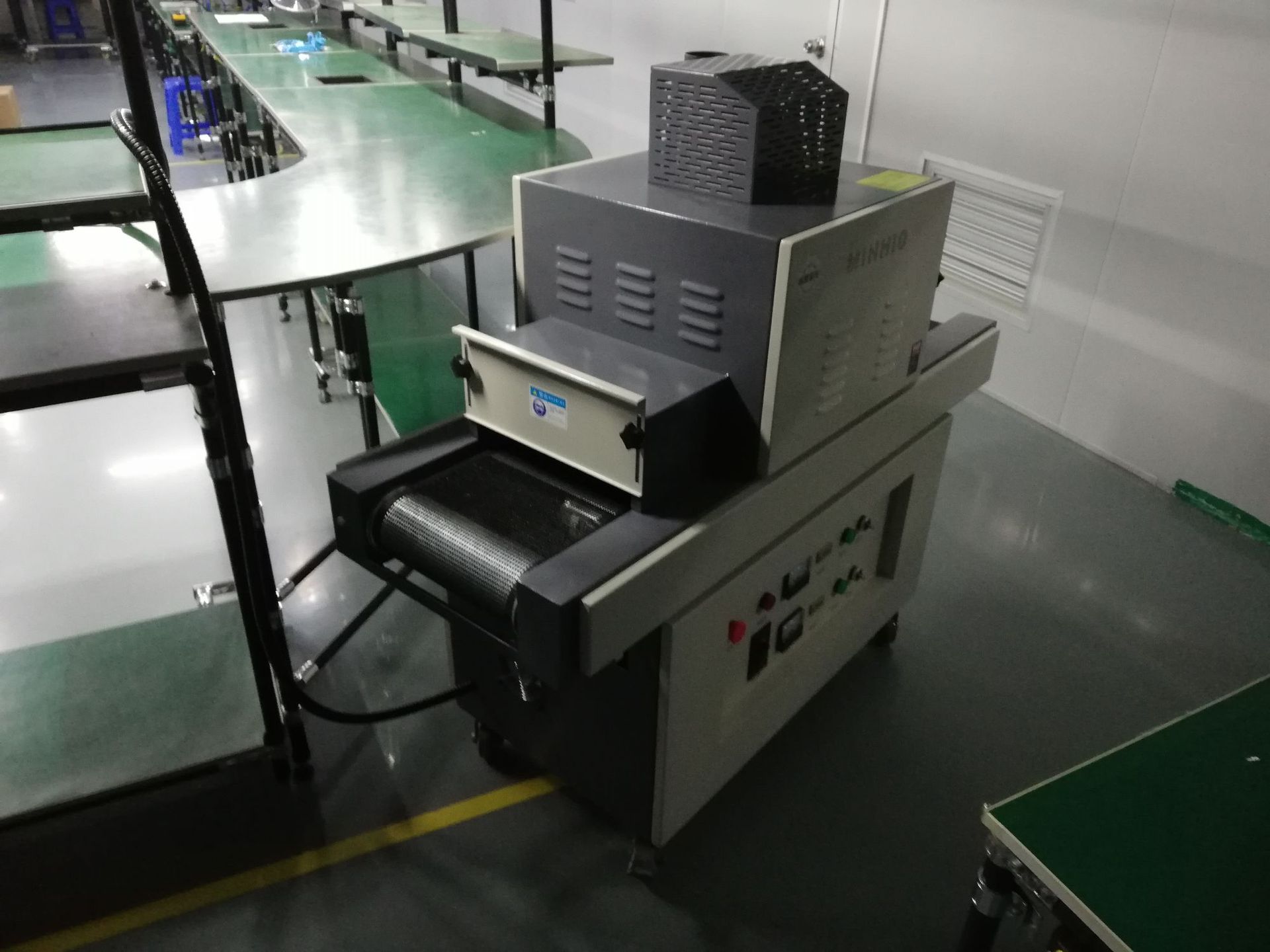 pcb线路板焊点_PCB线路板焊点保护UV胶专用UV固化机UV炉