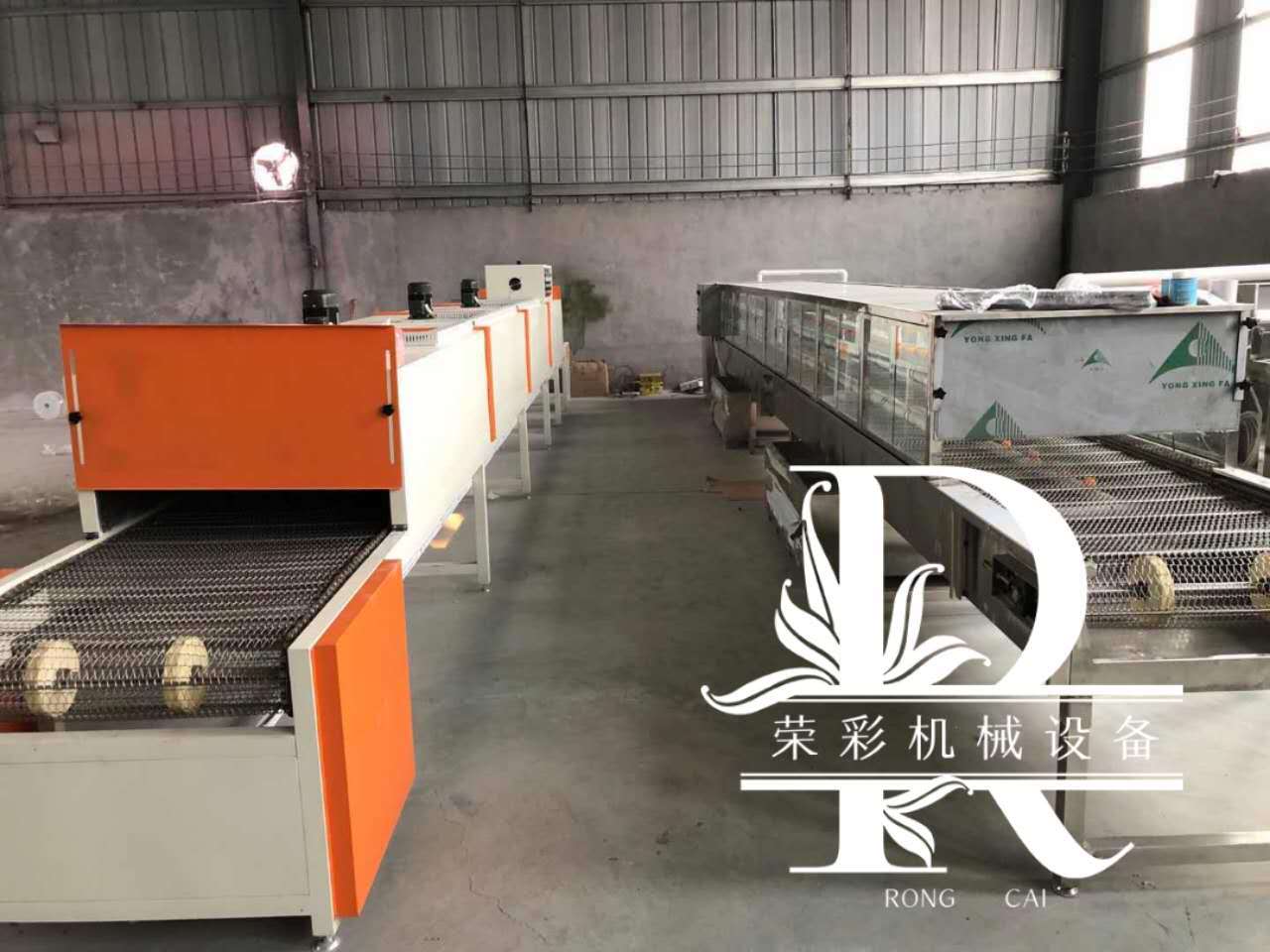 输送机_厂家直销隧道炉输送线烘道流水线高低温非标烤箱水转印设备