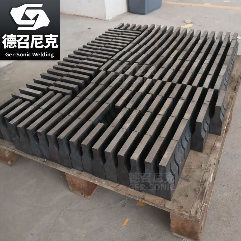 自动点焊机_尼克自动口罩点焊机一次性平面口罩耳带自动点焊机
