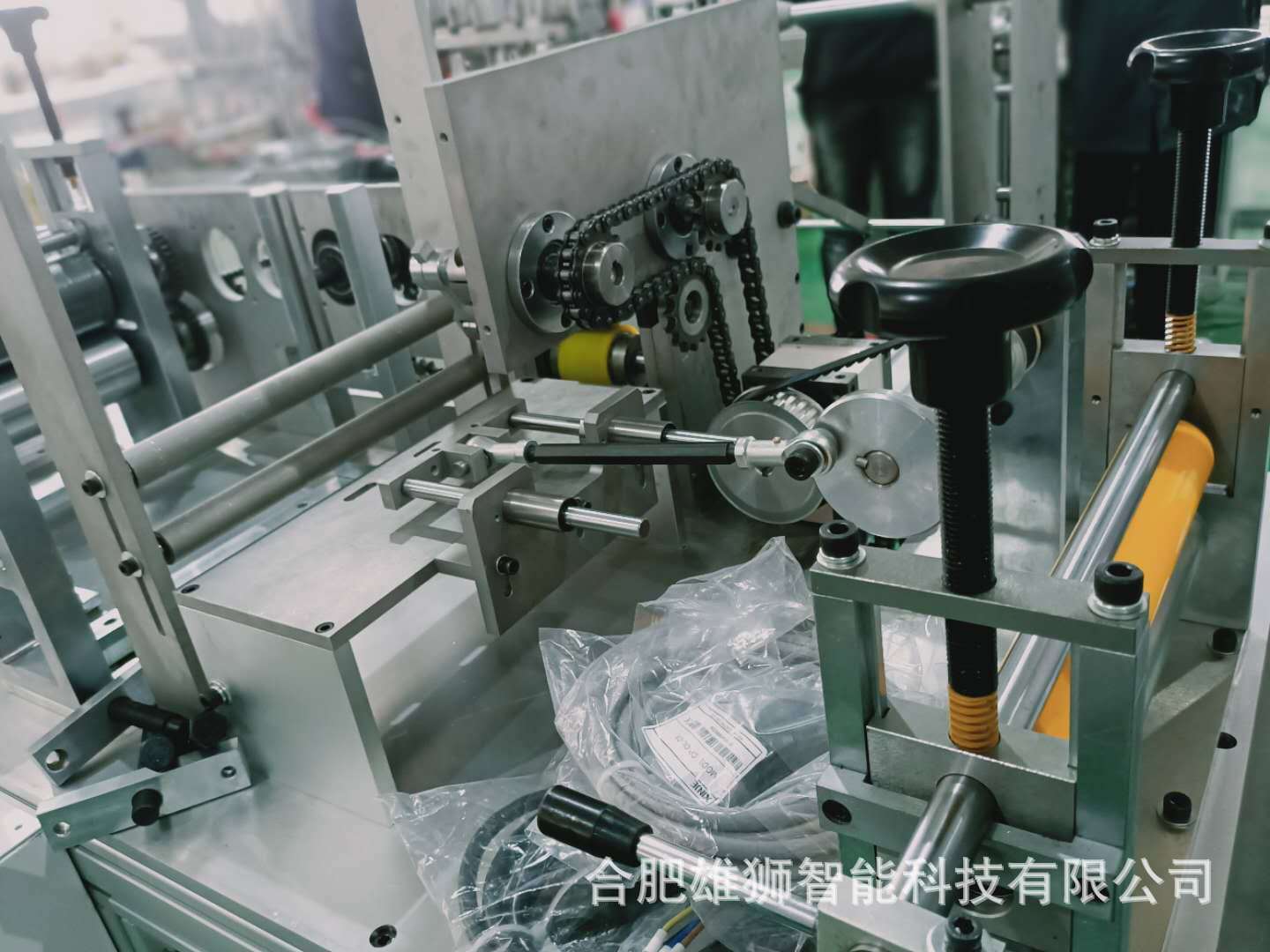 折叠口罩机_kn95半自动折叠口罩机点焊耳机即可