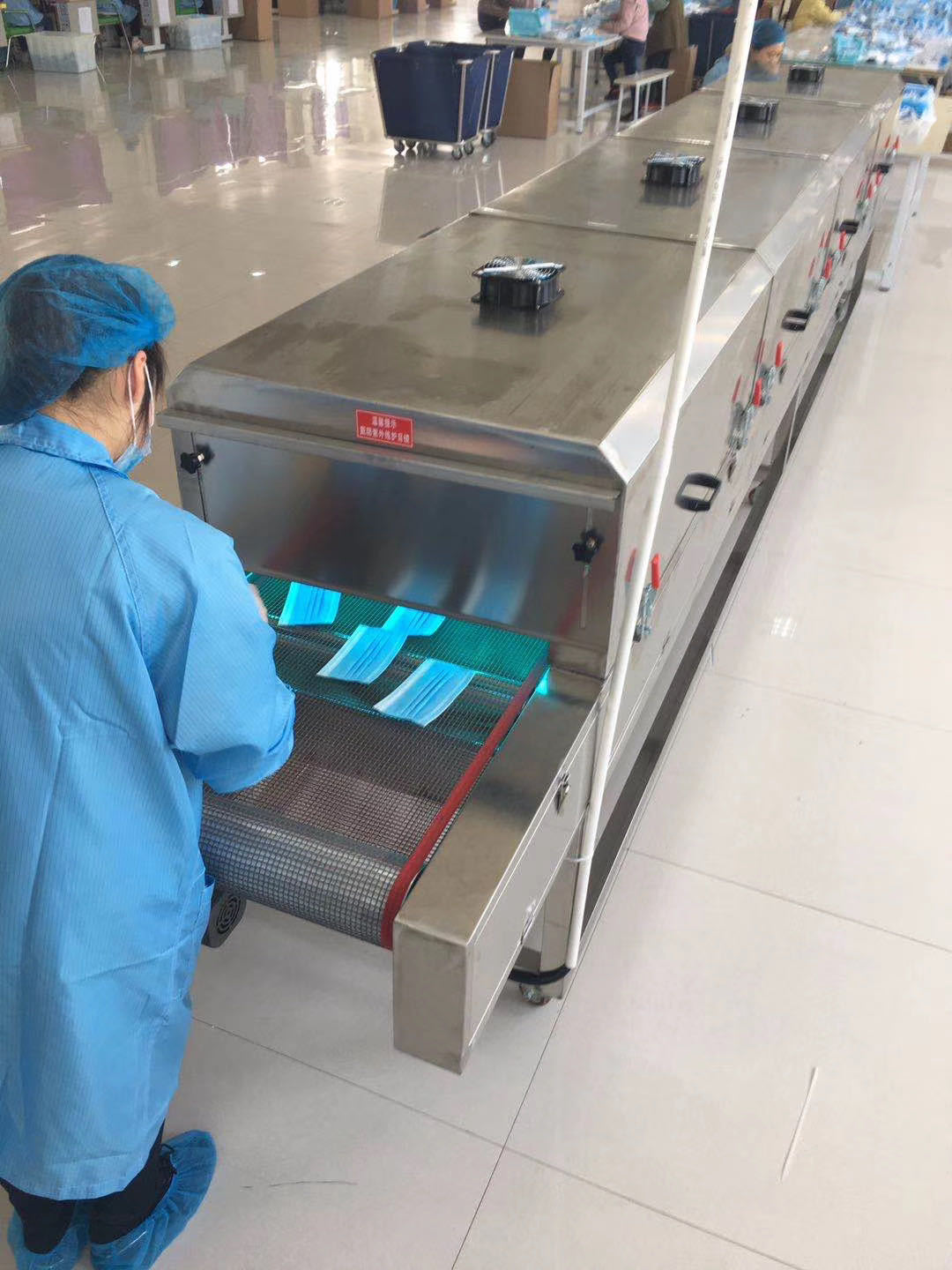 食品杀菌设备_厂家直供口罩紫外线杀菌机隧道式口罩食品灭菌机防护服杀菌炉