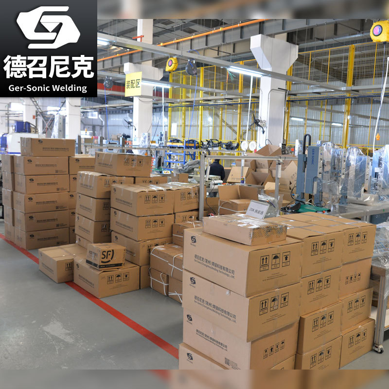 自动点焊机_尼克自动口罩点焊机一次性平面口罩耳带自动点焊机