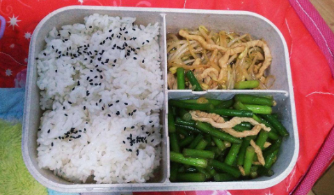 1500份盒饭升温机盒饭加热隧道炉微波盒饭加热机制造厂家