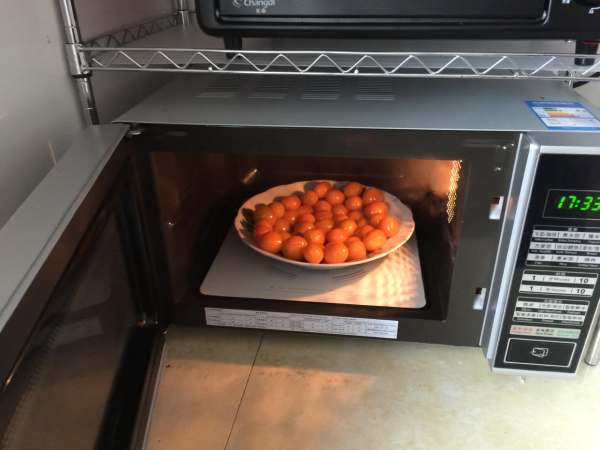 食品商用微波加热设备自动感应式盒饭微波加热隧道炉